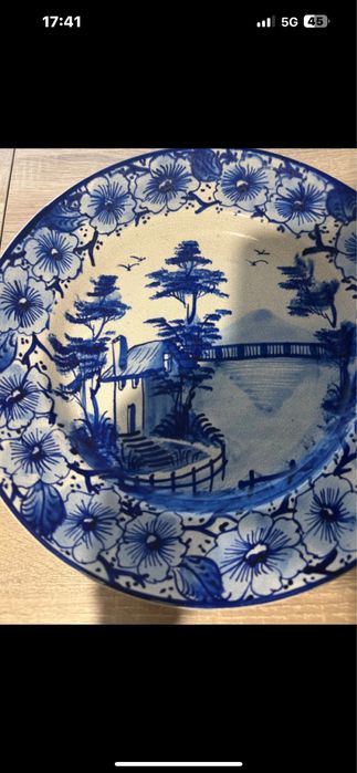 3 pratos de porcelana pintados à mão