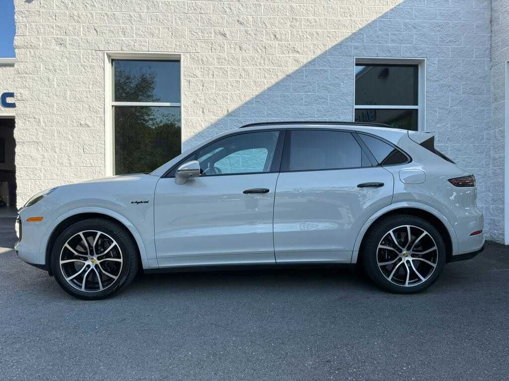2021 Porsche Cayenne E-Hybrid Turbo S SUV