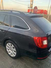 Skoda Superb 2011