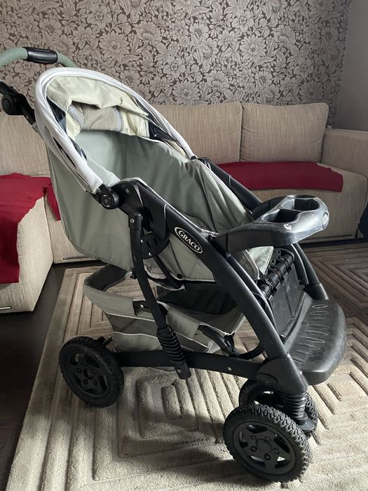 Дитяча коляска Graco