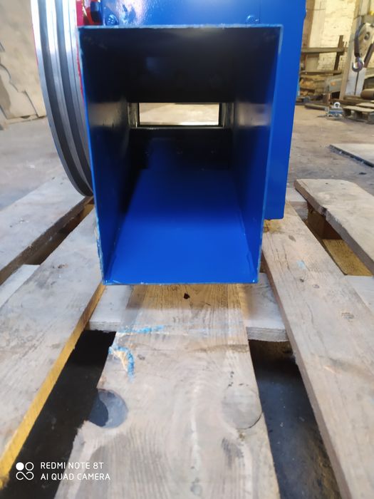 Дробілка гілок двох вальна