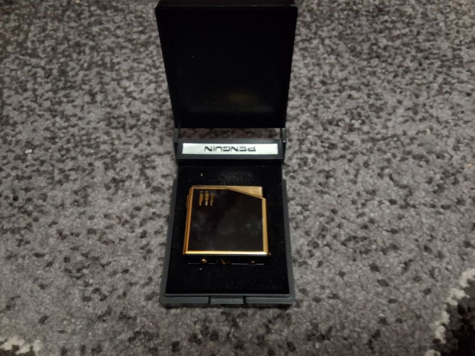 Запальничка Газ винтажна PENGUN в упаковцi в гарному станi