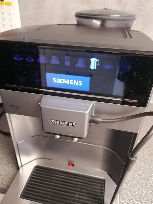 Ekspres do kawy Siemens model Eq6 plus