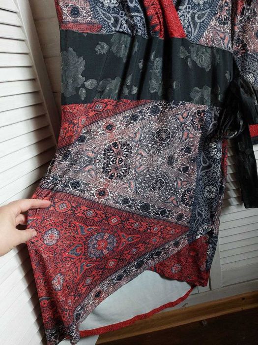 Платье корректирующего фасона бонприкс