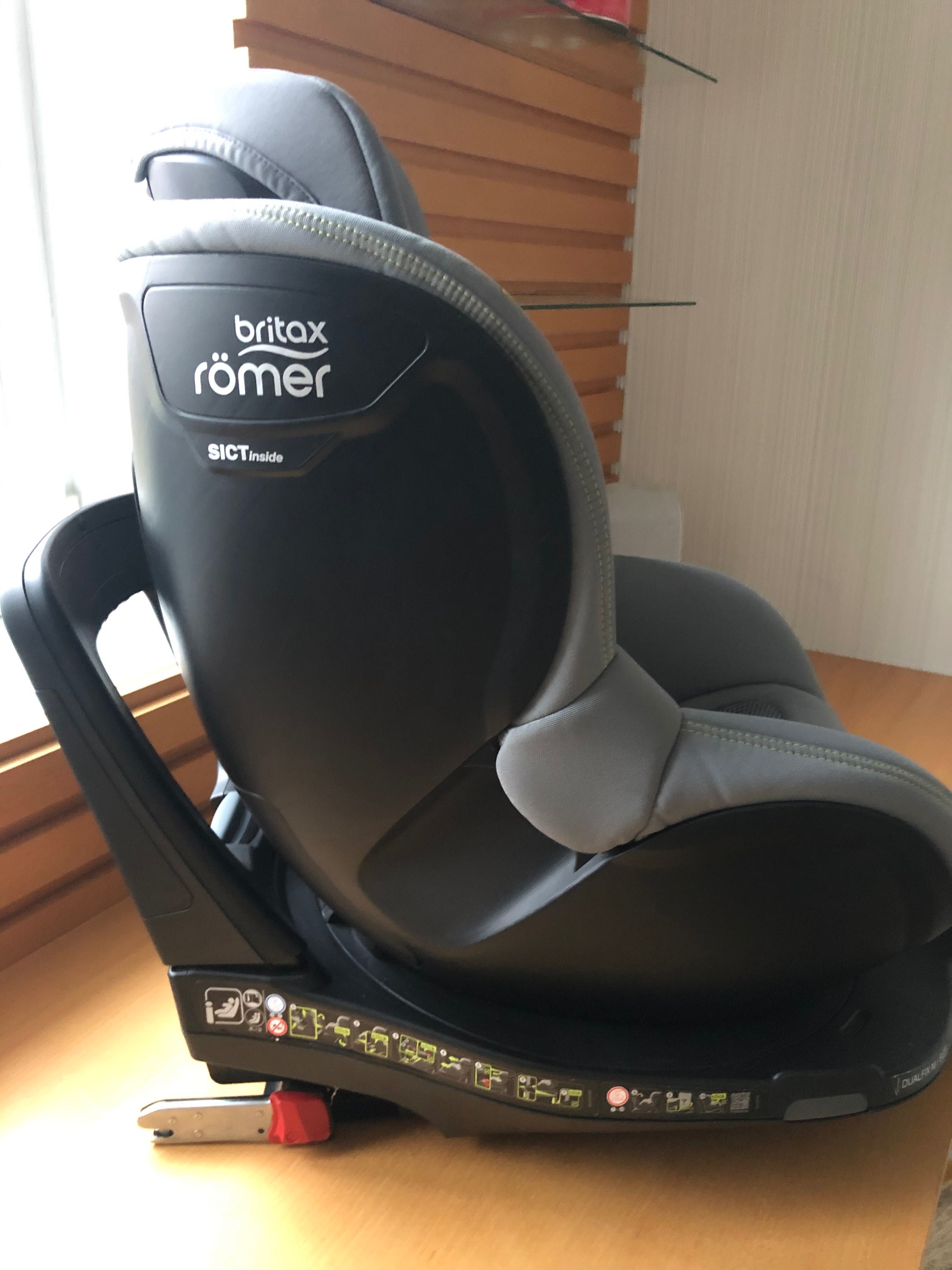 Fotelik Britax Römer DUALFIX M i-SIZE używany bezwypadkowy