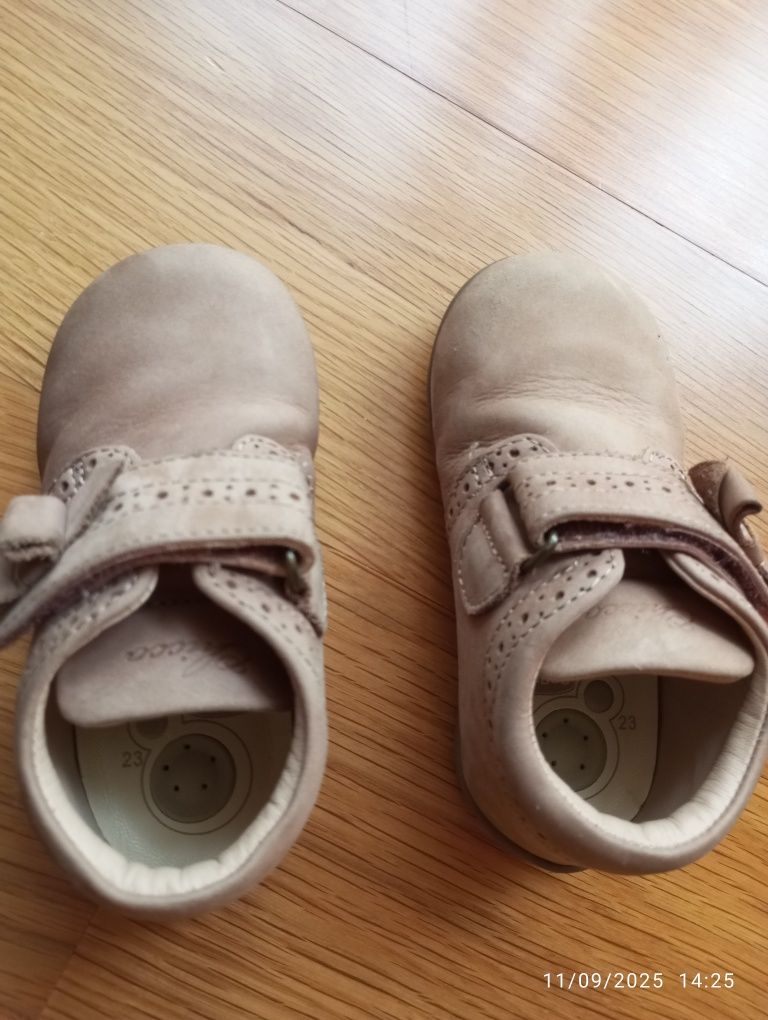 Botas menina tamanho 23