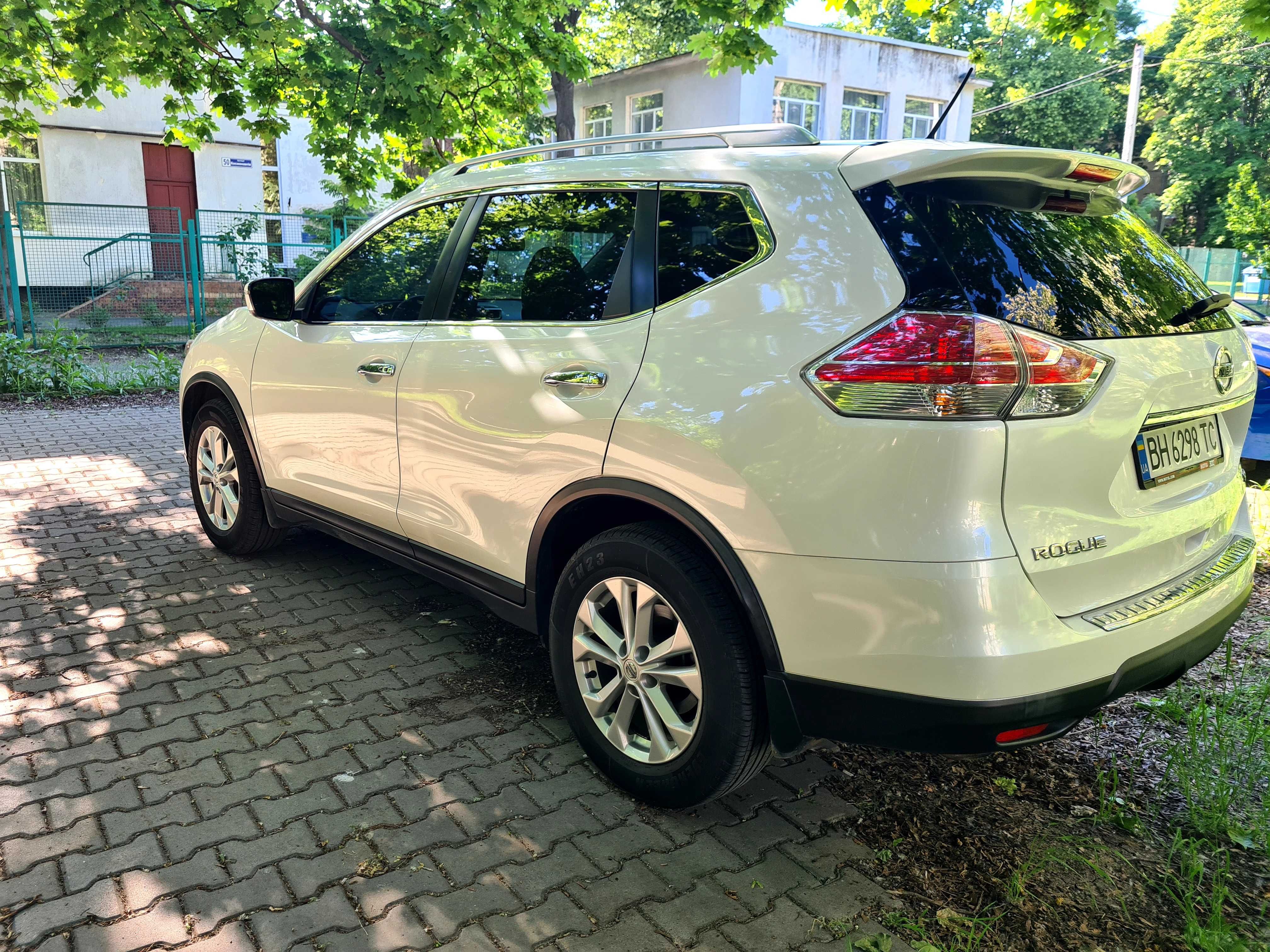 Продам Nissan Rogue