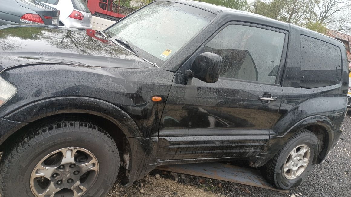 Mitsubishi Pajero 3.2