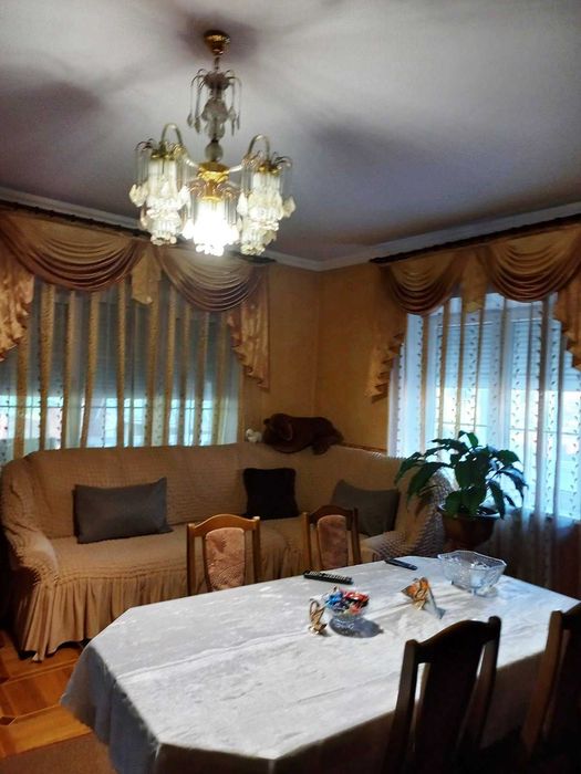 Дом качественной постройки в центре города