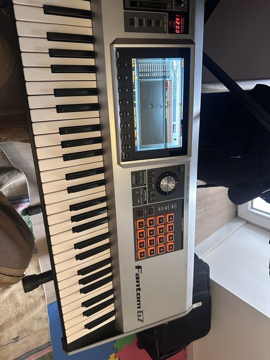 Roland Fantom G7