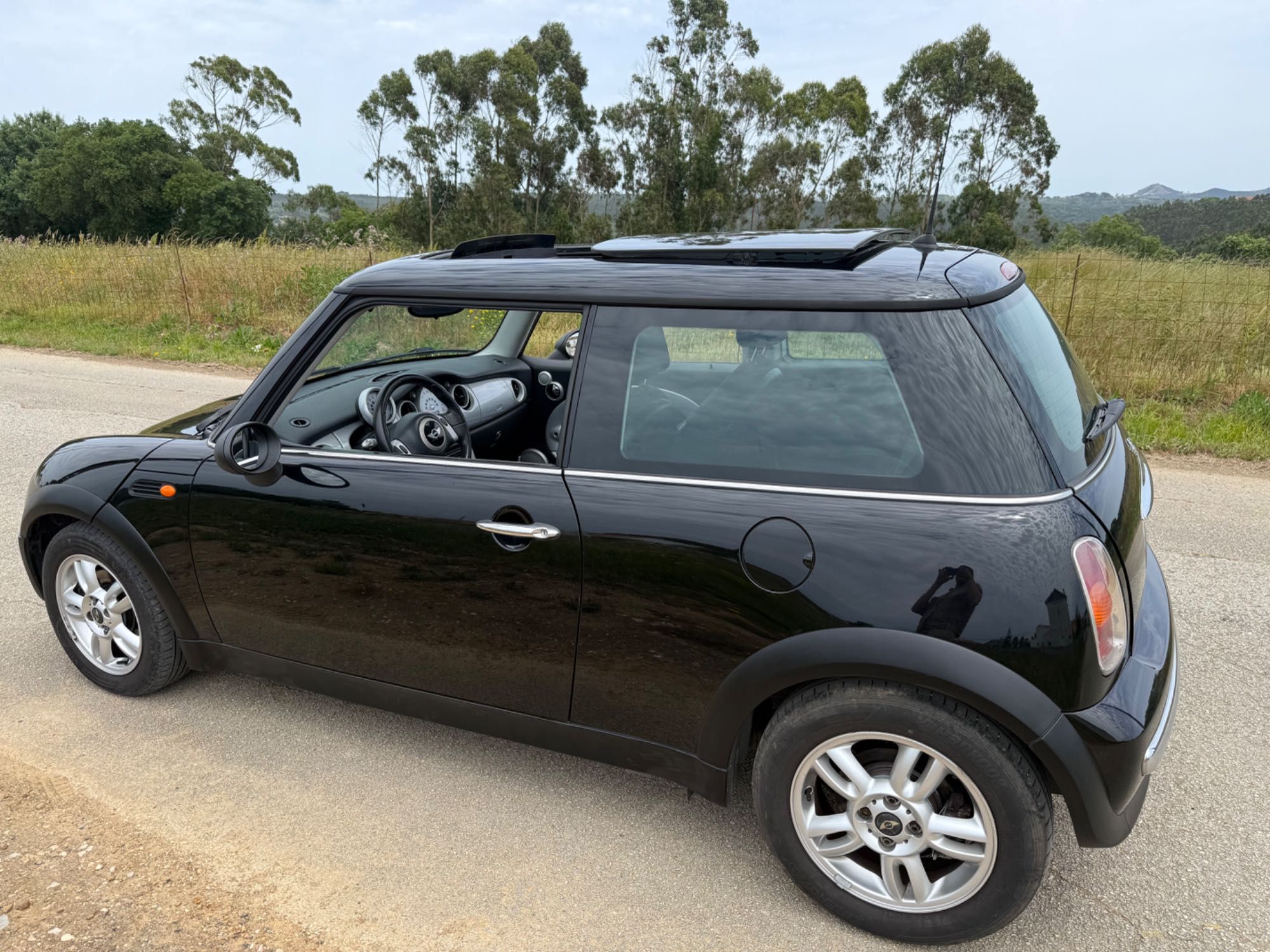 Mini Cooper one 1.6
