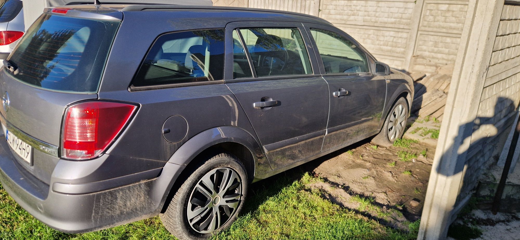 Opel Astra h 2006 klimatyzacja 1.9
