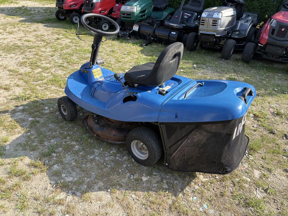 Traktorek z koszem Iseki silnik B&S 6,5 hp.