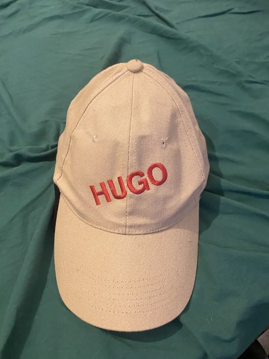 Peças de roupa praticamente novas