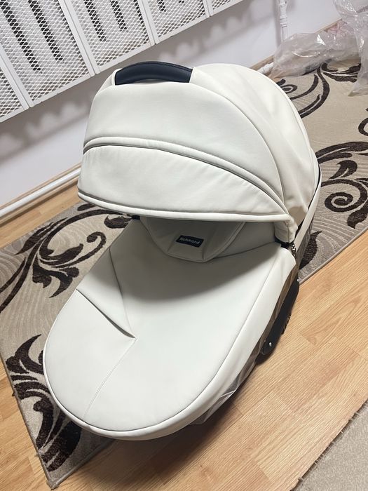 Коляска 2 в 1  crystal