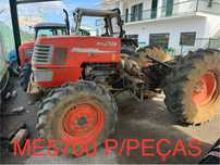 Trator kubota ME5700 com cabine para peças