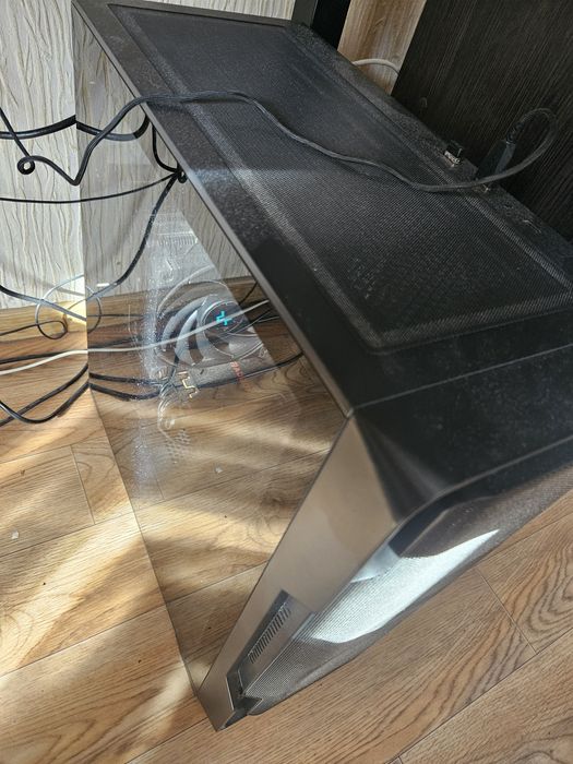 Продам системний блок (практично новий, з гарантійними чеками)
