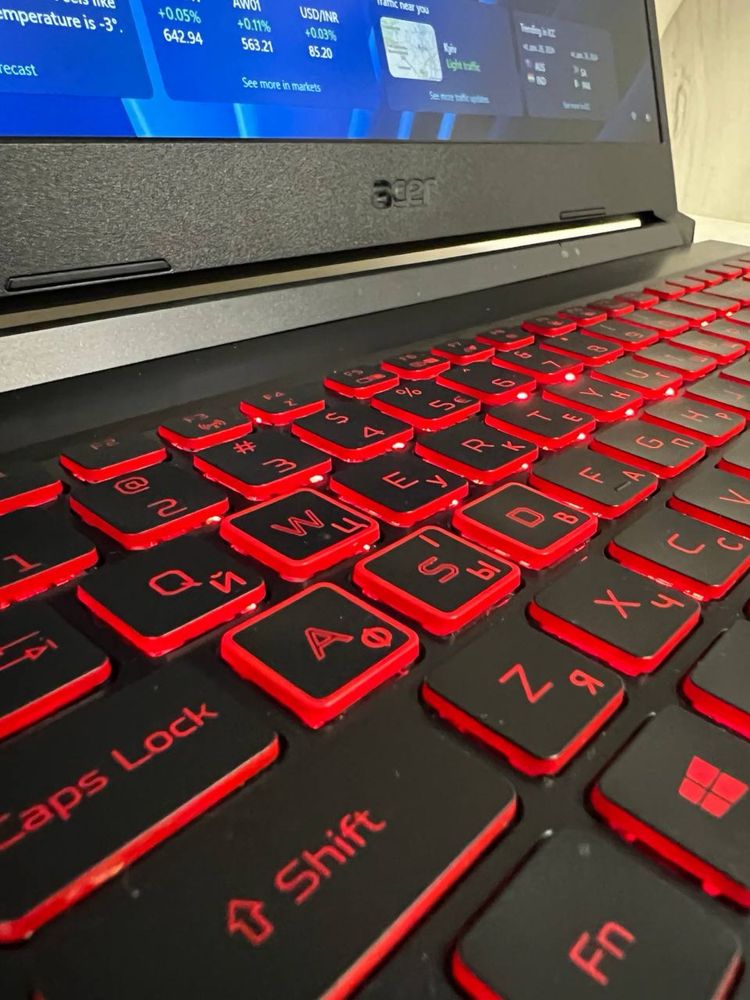 Acer nitro 5 (i5 + gtx 1650)