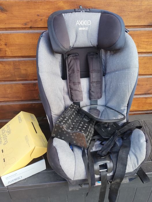 Fotelik samochodowy Axkid minikid