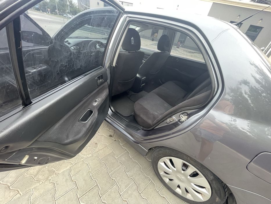 Mitsubishi Lancer 1.6 газ клімат