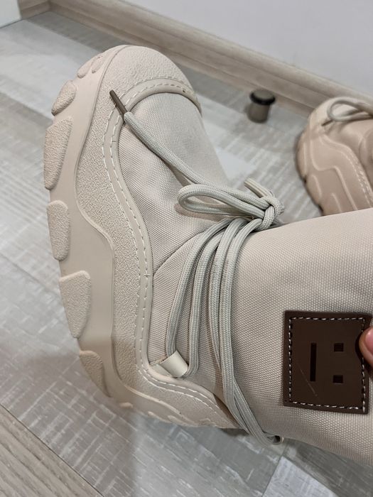 Зимові чоботи уггі як Moonboot