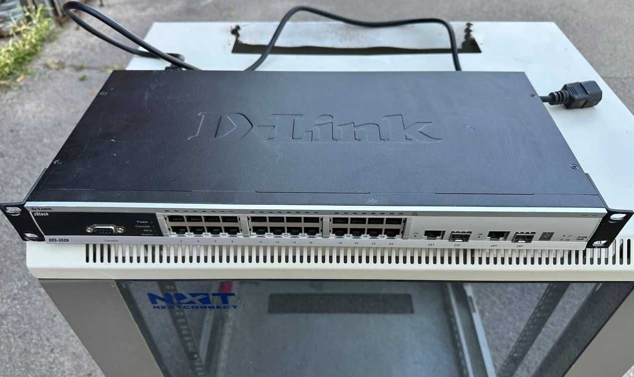 Коммутатор D-Link des 3528
