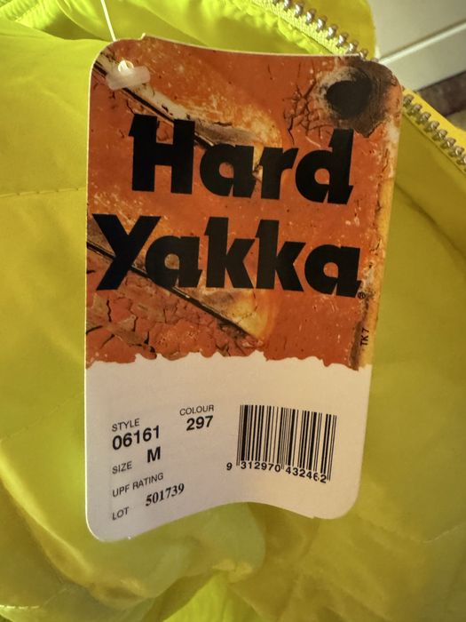 Продам унікальну куртку бомпер