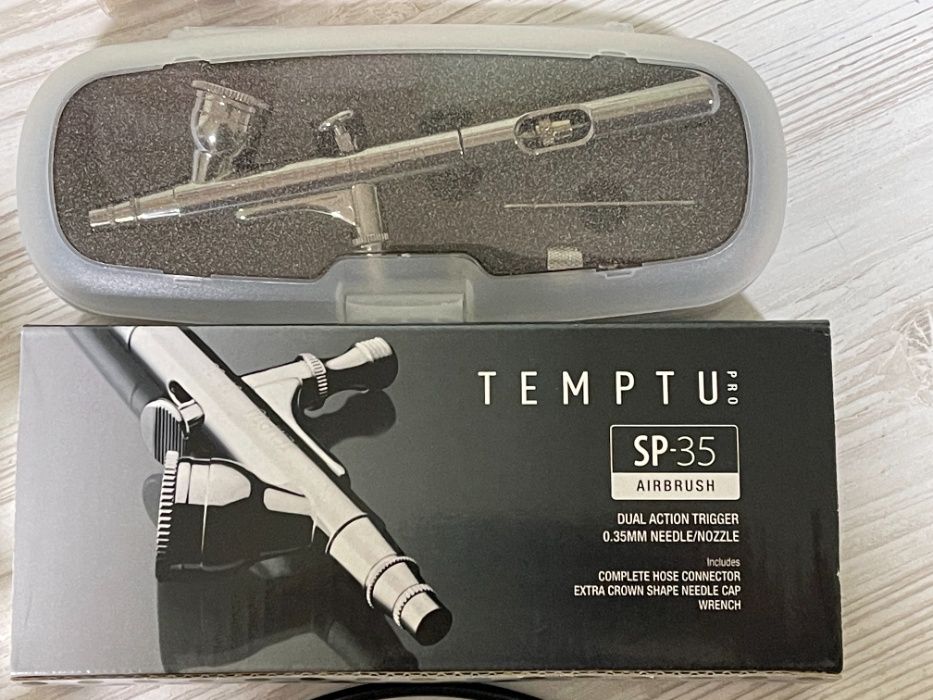 Профессиональный компрессор Temptu S-One Pro с аэрографом SP-35