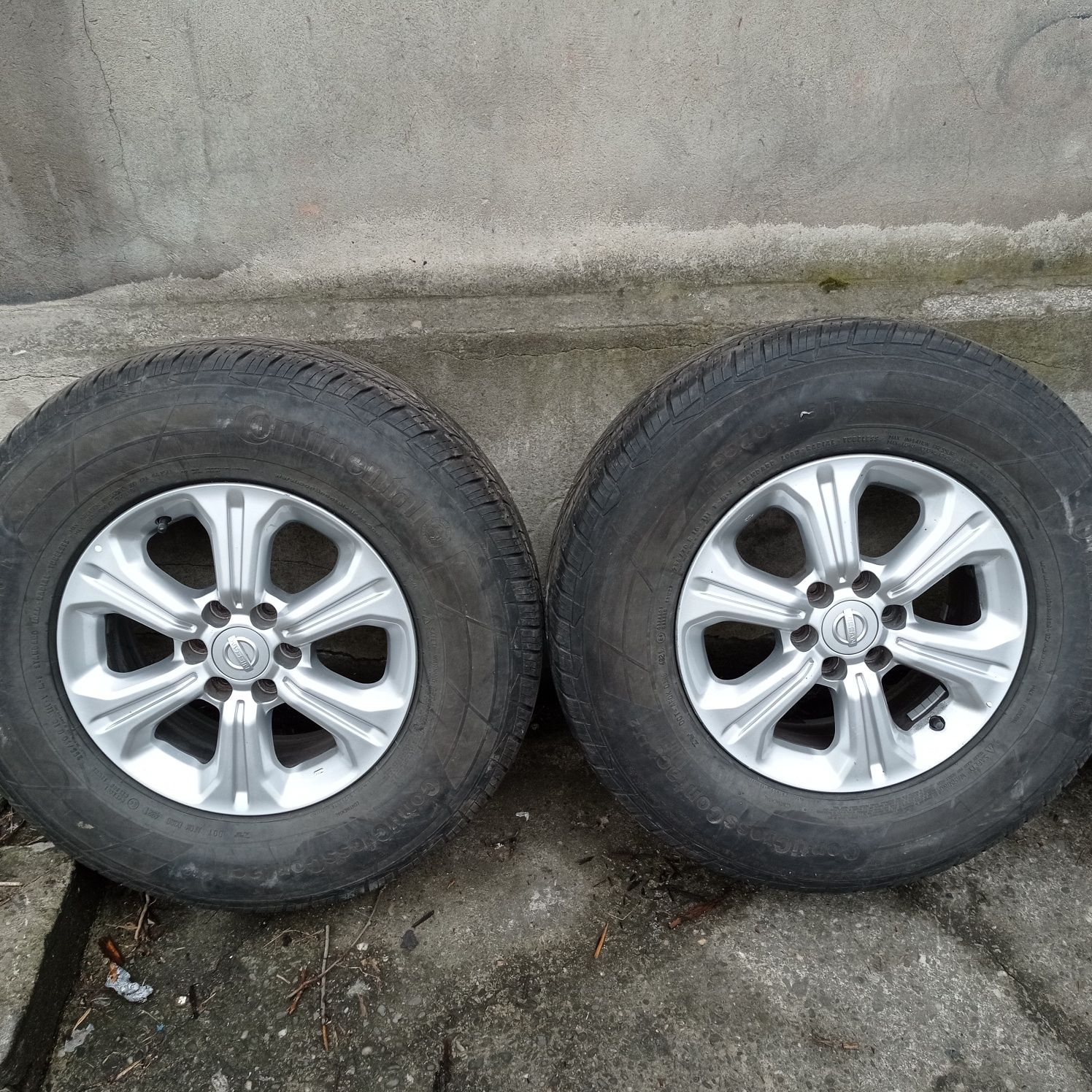 Alufelgi nissan navara 6x114,3 opony 255/70r16 koła patfinder terenowe