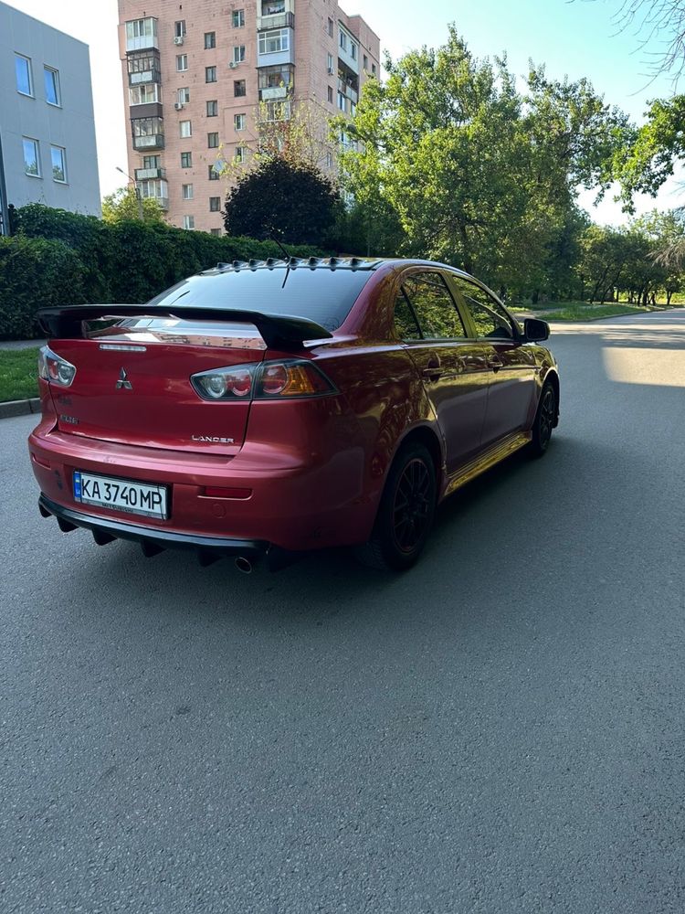Mitsubishi Lanser 10 2.0 akpp
