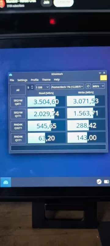 Продам новий SSD m2 2230 CUSU на 1 ТБ + зовнішній карман