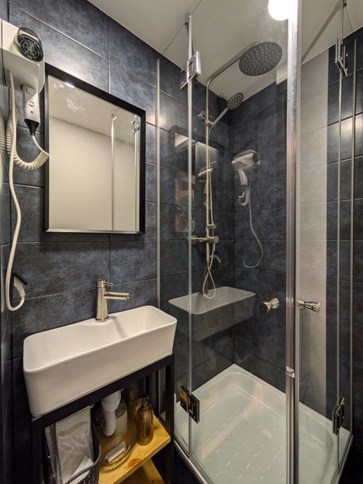 Будиночок A-frame з басейном в центрі Славська