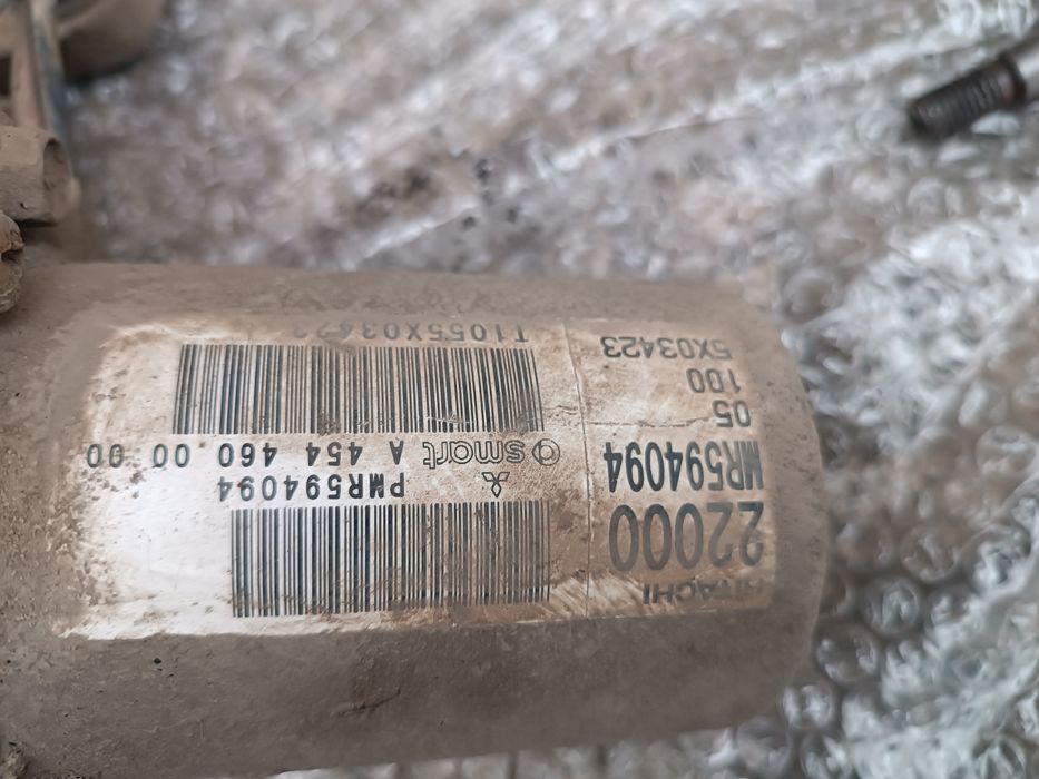 Продам рулеву рейку на Mitsubishi Colt 6