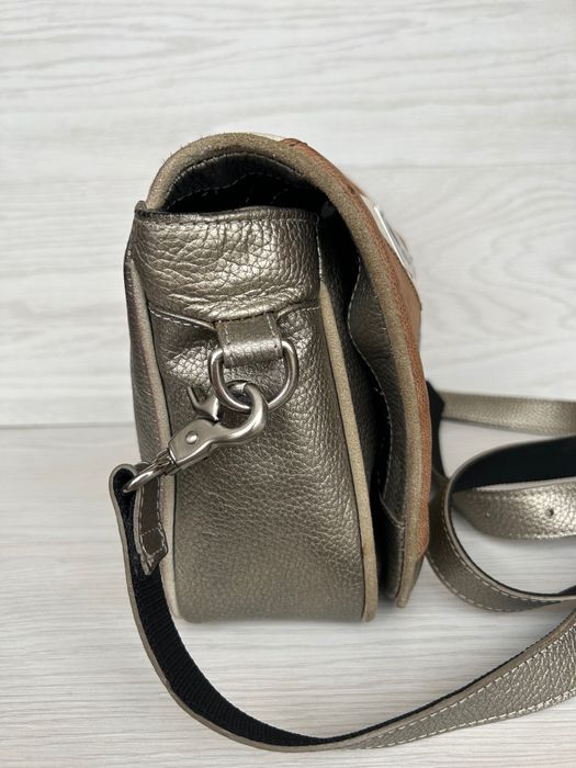 Mala pele FLY London