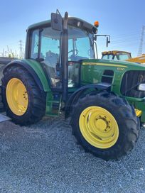 Traktor John Deere 6130