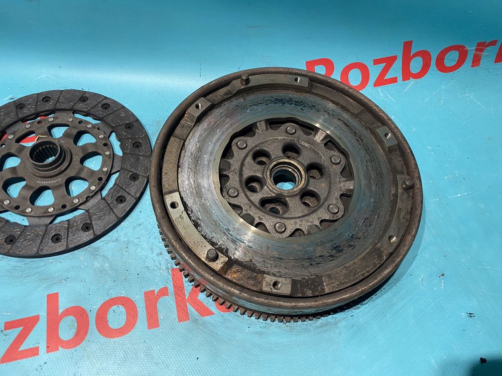 Демпфер BMW Е90 320 520 E60 N43 сцепление Н43