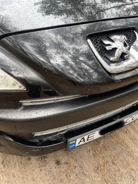 PEUGEOT 308SW  с панорамной крышей 4700$ торг