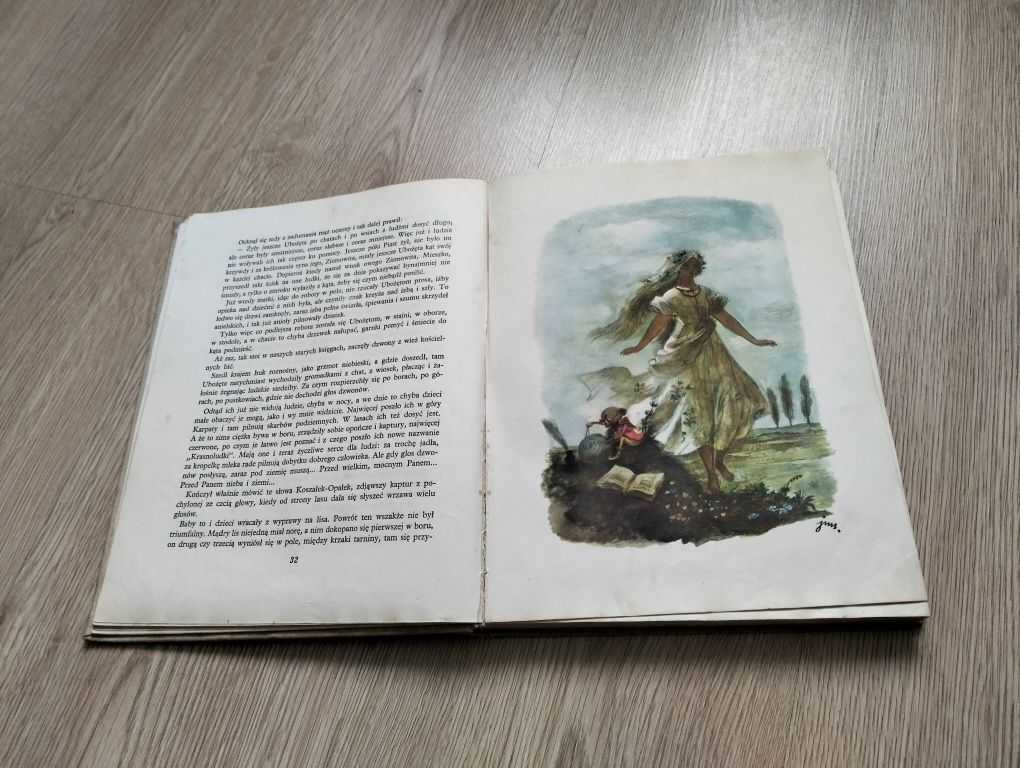 O krasnoludkach i sierotce Marysi Konopinicka