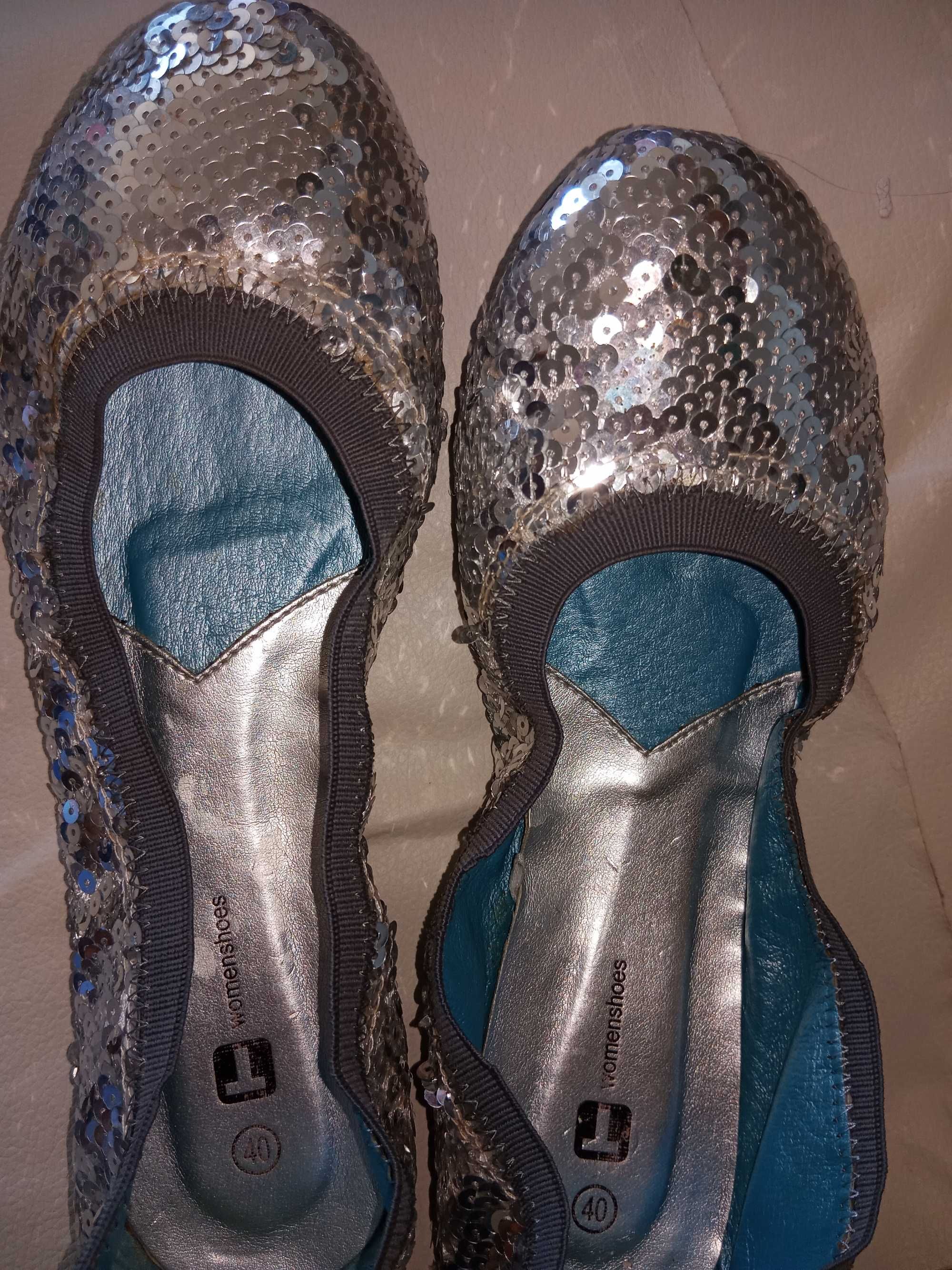 Bailarinas/sabrinas 40 Les P´tites Bombes lantejoulas prateadas.