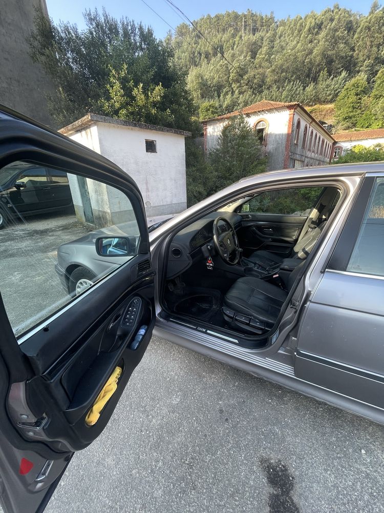 BMW 520i 150cv e39