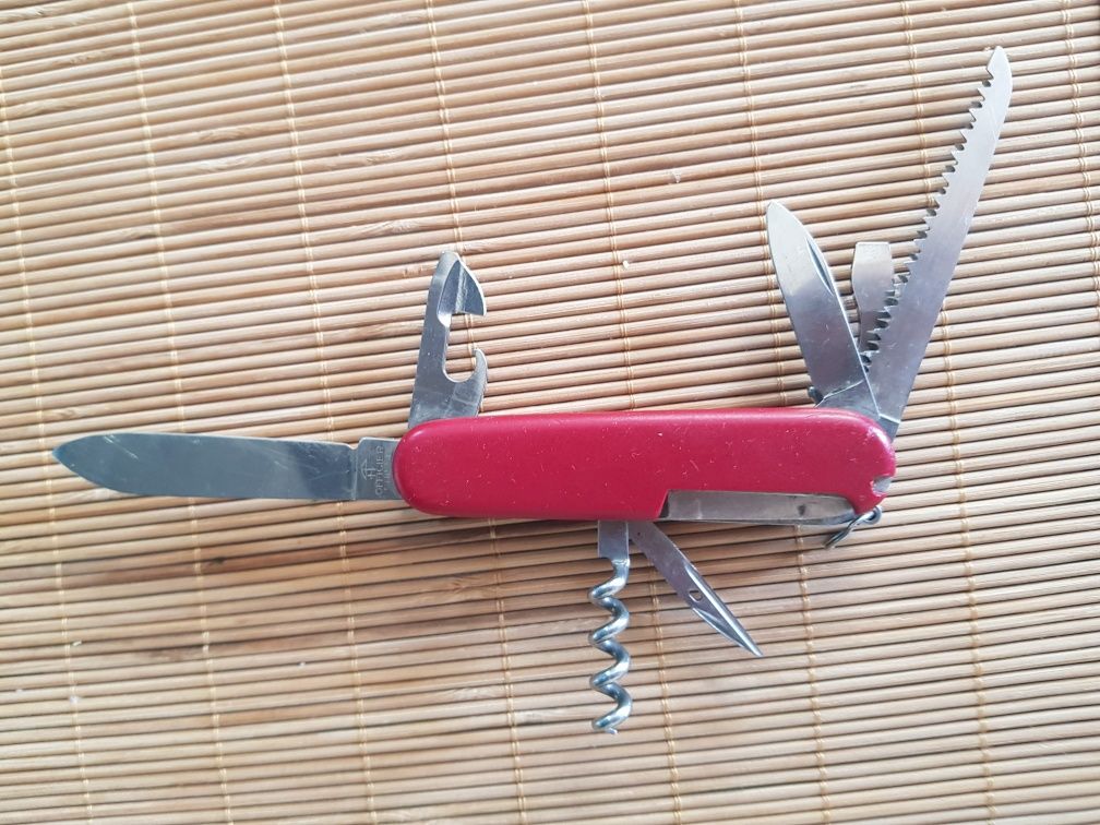 Scyzoryk VICTORINOX 1.3703