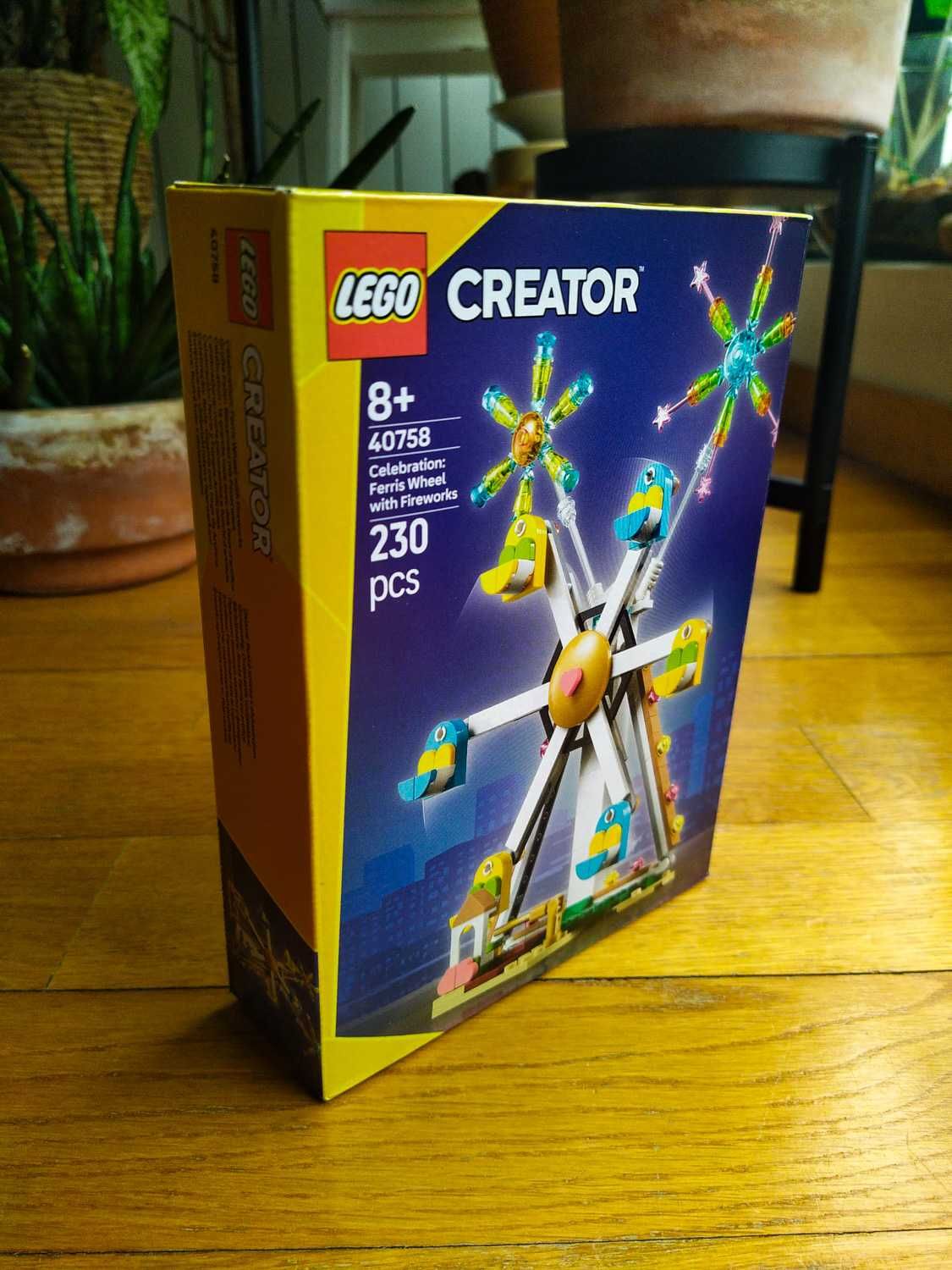 LEGO 40758 Creator Celebration Ferris Wheel with Fireworks