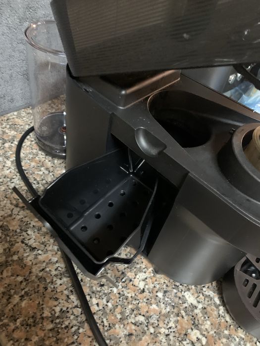 Vertuo Pop Liquorice Black Nespresso  -  Vendo