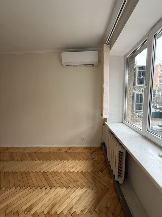 Оренда комерційного приміщення — 36 м²