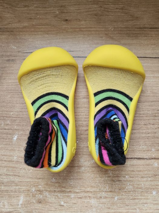 Kapcie ATTIPAS rozmiar 24