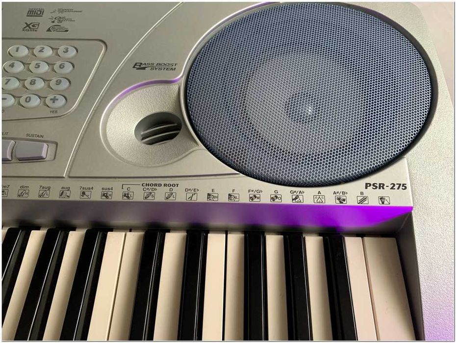 Синтезатор Yamaha PSR 275