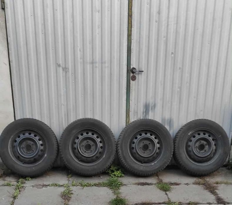 Komplet kół zimowych 195/65 R15  5X114,3