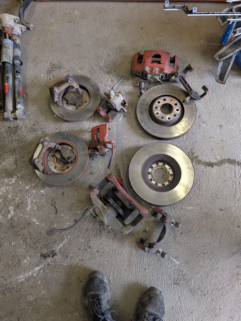 SWAP hamulcy 320 Audi a4 b6