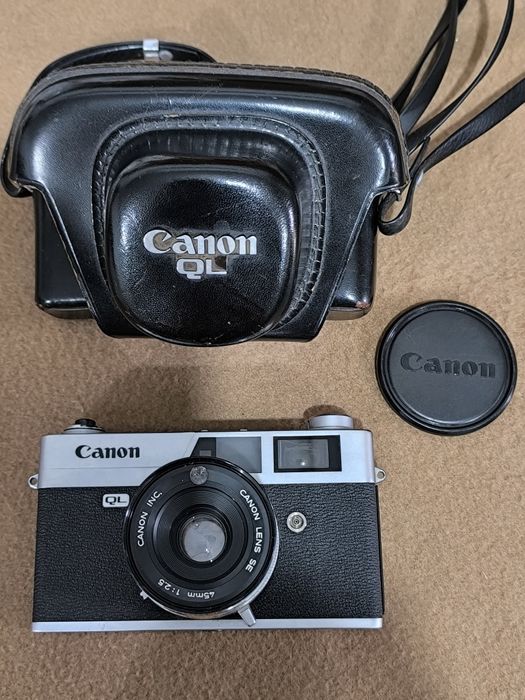 Câmara fotográfica Canonet QL25