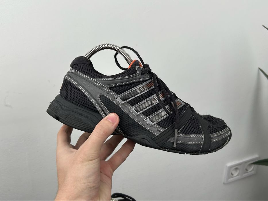 Оригінал! Кросівки Adidas Adiwear 42 розмір MM712